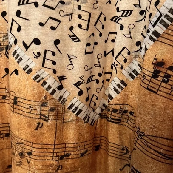 Artisans Music Print Top - Picture 2 of 3